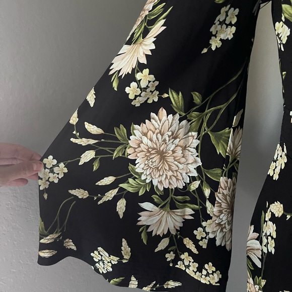 BCBGMaxAzria Floral Wrap Dress - Picture 4 of 6